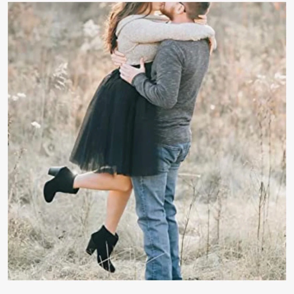 Black knee length tutu - Picture 4 of 6